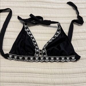 Kona Sol Black and White Bikini Top